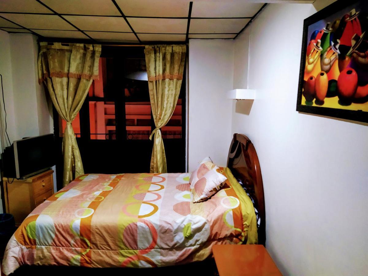 Hostal Latitud Ecuem Quito Exteriér fotografie