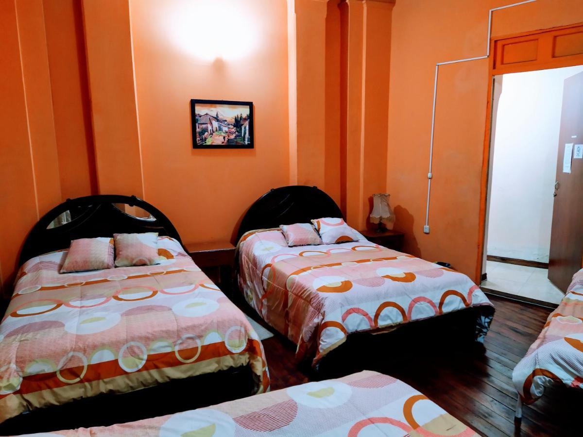 Hostal Latitud Ecuem Quito Exteriér fotografie